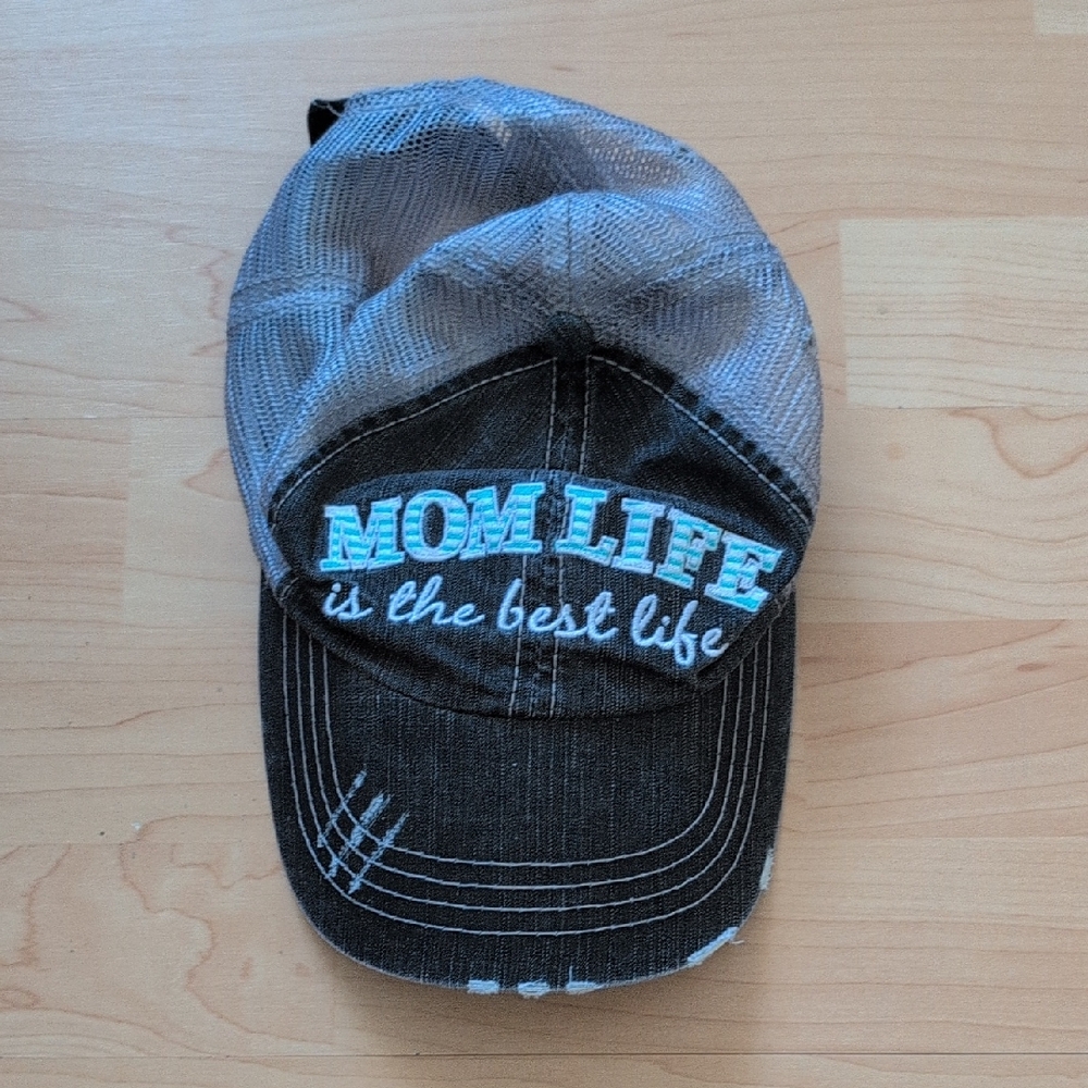 Gray and Black 'Mom Life' Cap